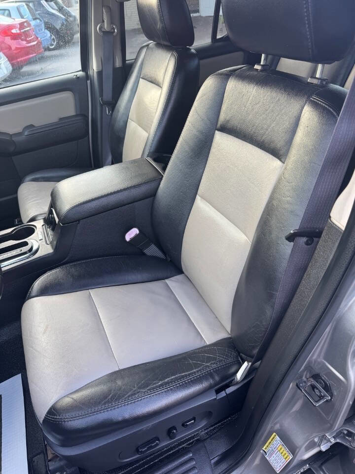 Used 2008 Ford Explorer Sport Trac Limited AWD/4WD image 14