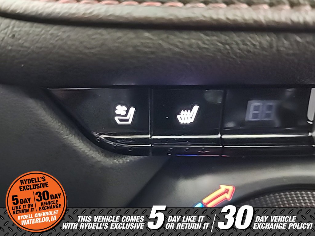 Used 2022 Chevrolet Blazer RS w/ Enhanced Convenience Package image 35