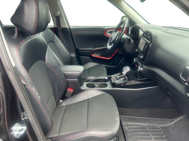 Used 2023 Kia Soul GT-Line FWD image 16