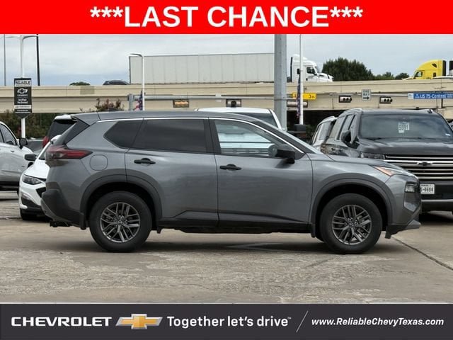 Used 2023 Nissan Rogue S FWD image 5