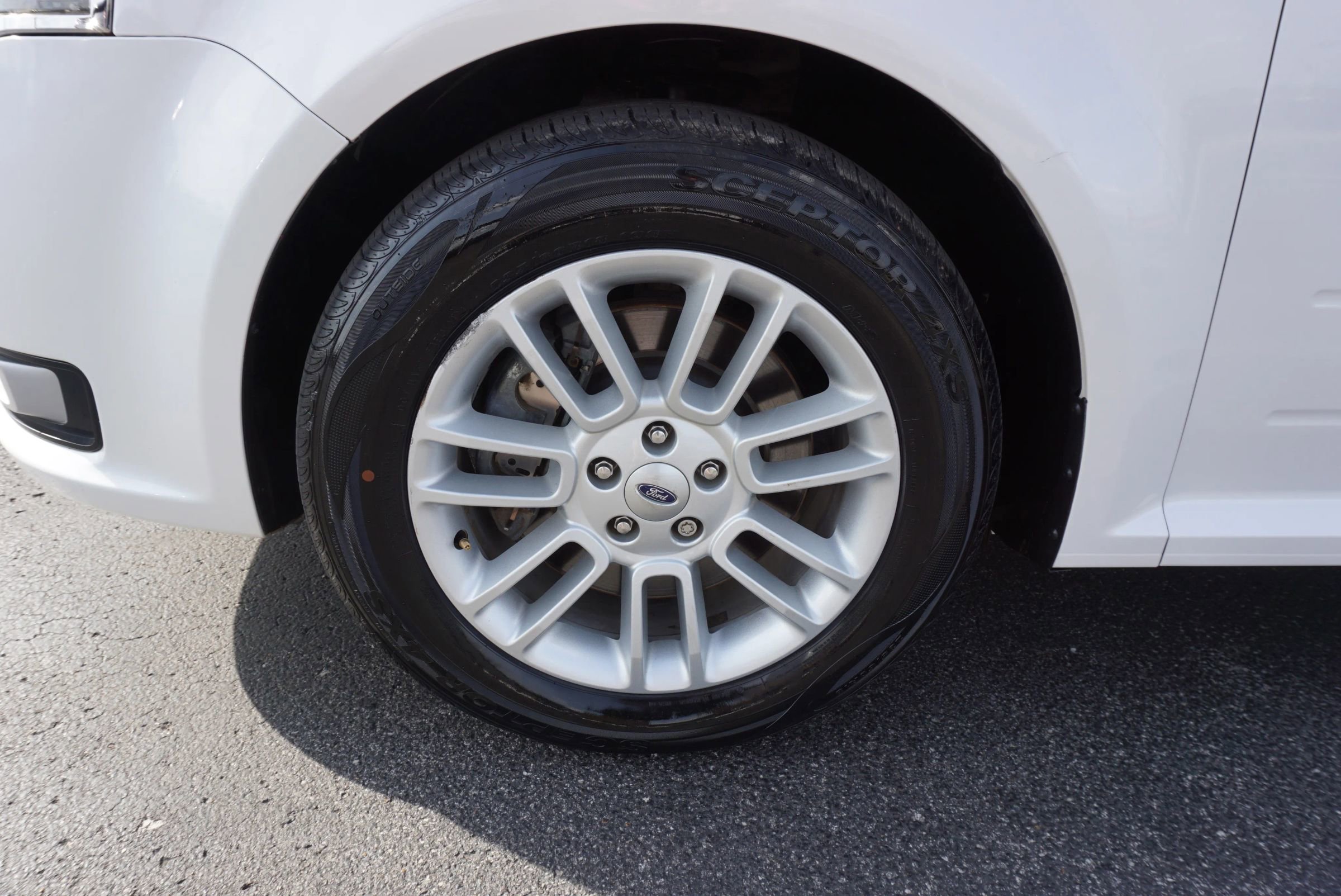 Used 2019 Ford Flex SEL image 38