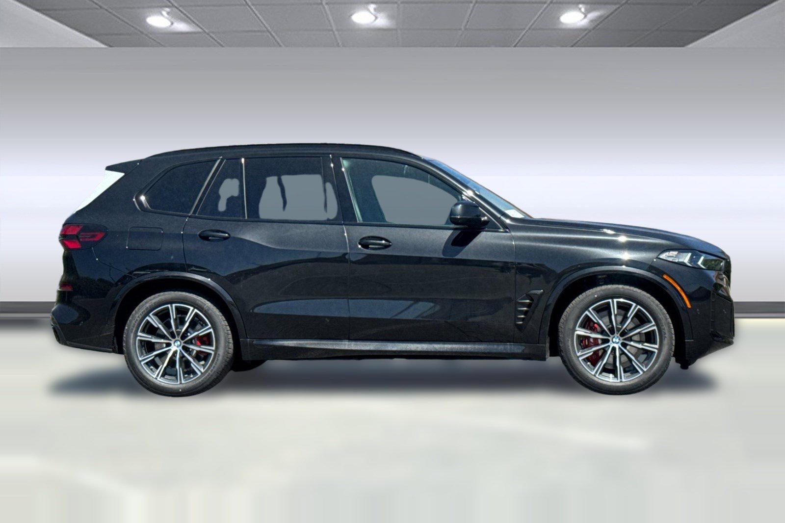 New 2026 BMW X5 xDrive50e w/ M Sport Package AWD/4WD image 7