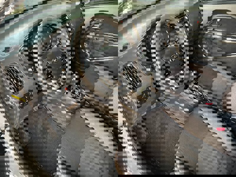 Used 2014 Kia Rio LX image 16