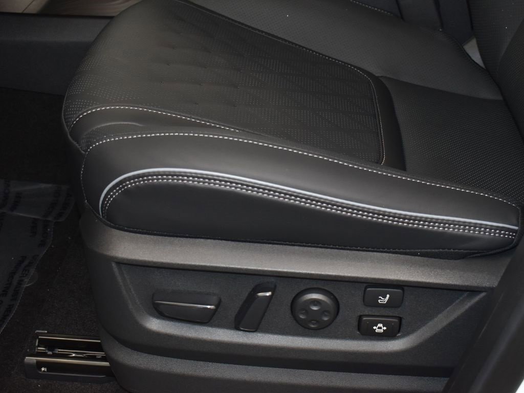 New 2026 INFINITI QX80 Autograph image 19