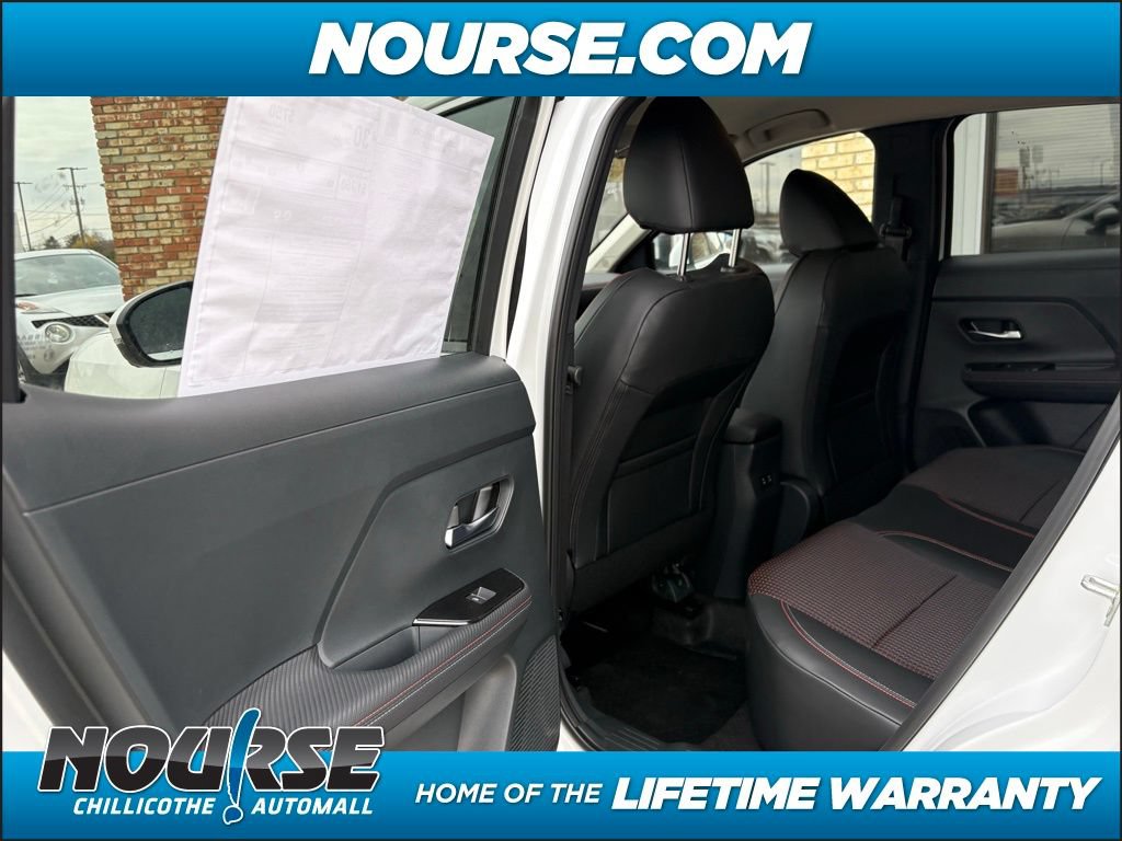 New 2025 Nissan Kicks SR w/ Illumination Package AWD/4WD image 12