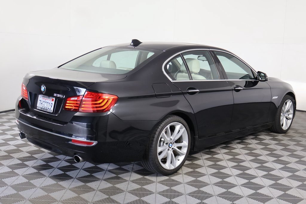 Used 2015 BMW 535i Sedan RWD image 3