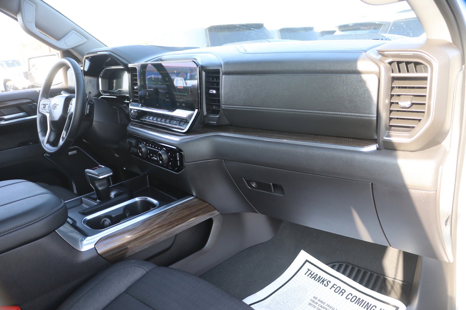Used 2024 Chevrolet Silverado 1500 LT Trail Boss w/ Convenience Package II image 35