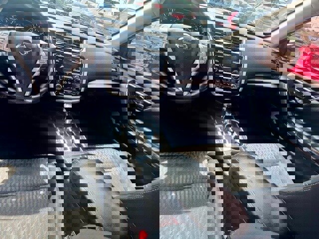 Used 2018 Nissan Altima 2.5 SV image 9