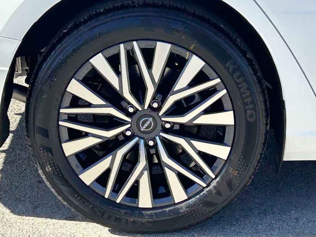 New 2025 Nissan Altima 2.5 SV image 7