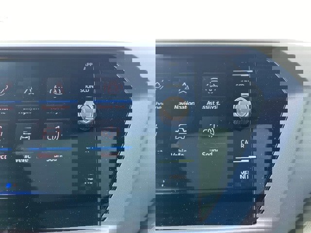 New 2024 Volkswagen Taos SE image 37