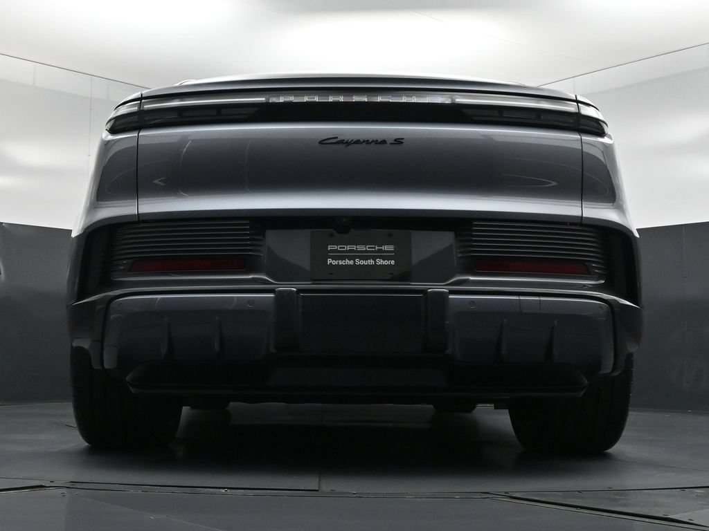 New 2026 Porsche Cayenne S AWD/4WD image 25