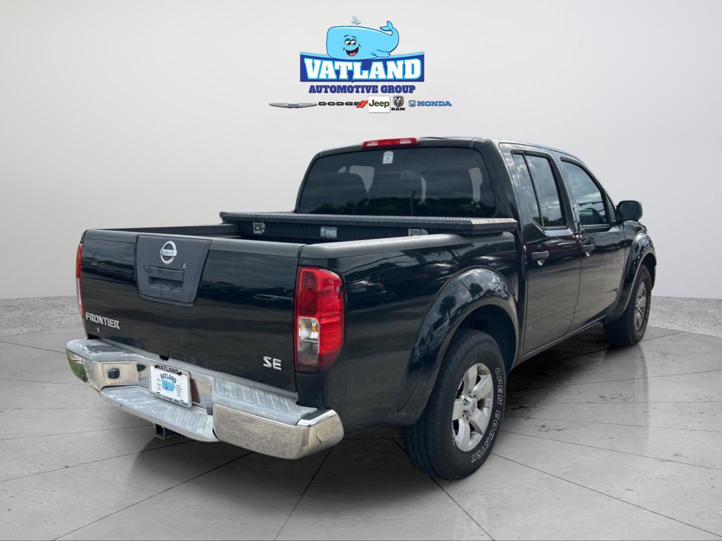 Used 2010 Nissan Frontier SE RWD image 5