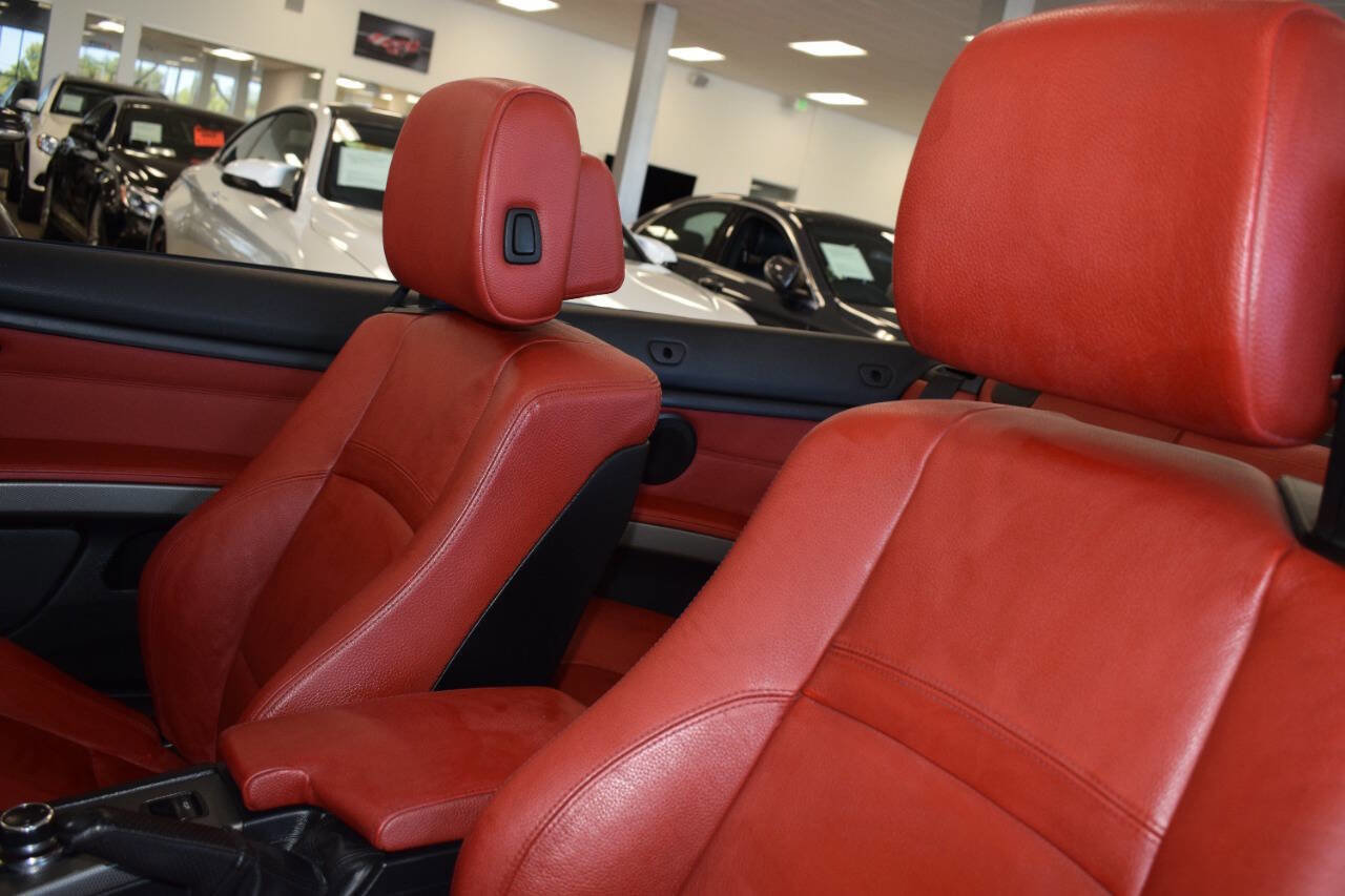 Used 2013 BMW 335is Convertible image 22