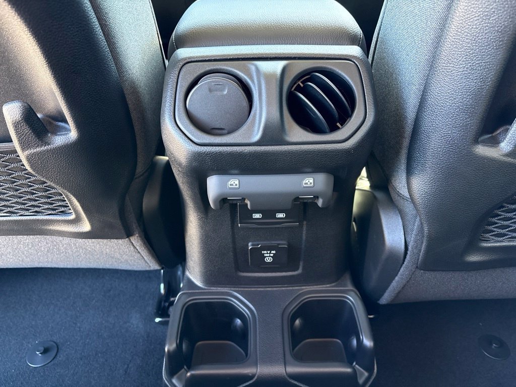 New 2027 Jeep Wrangler Unlimited Rubicon AWD/4WD image 17
