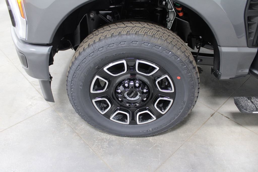 New 2026 Ford F250 Platinum image 60