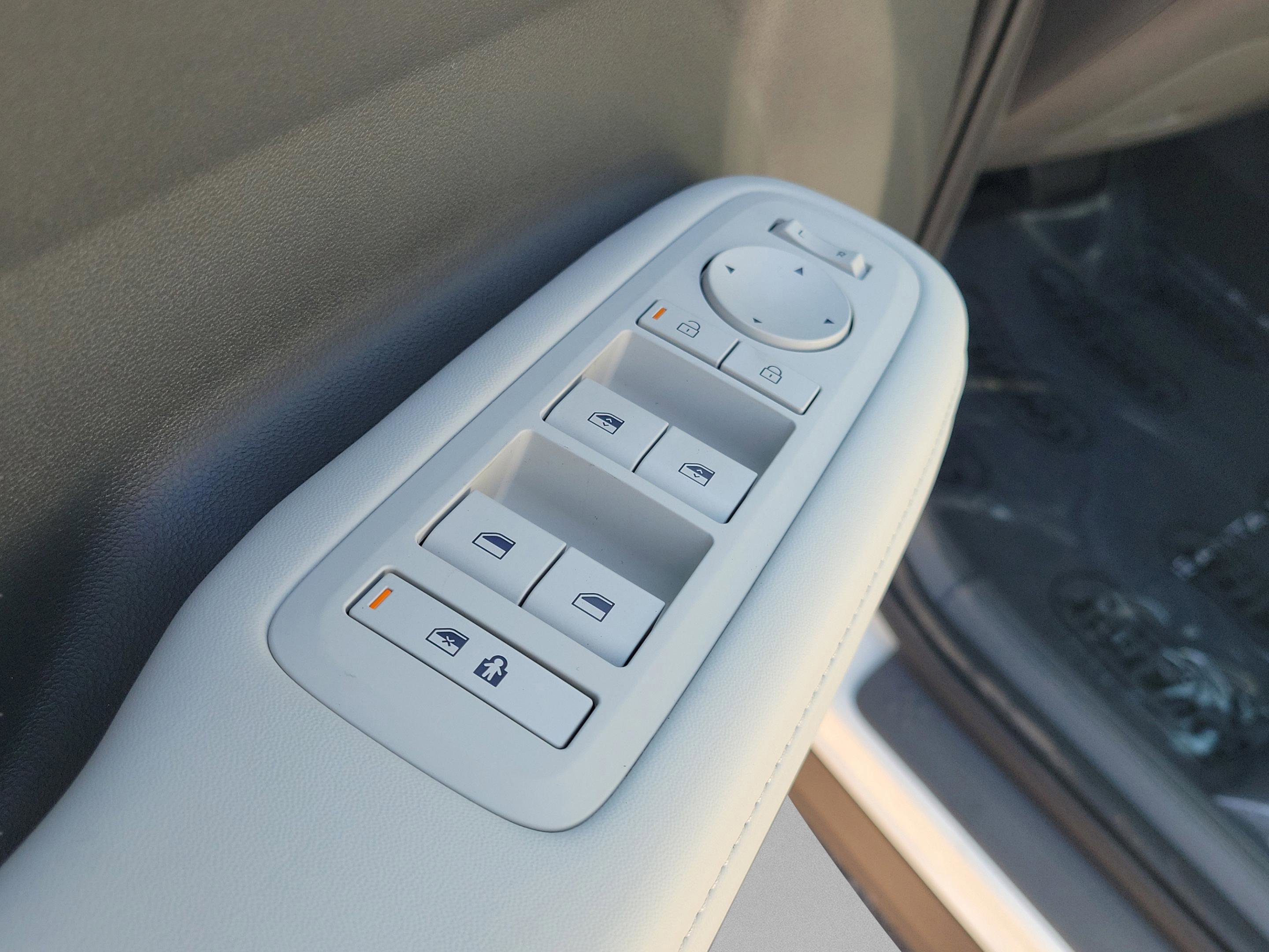 New 2026 Hyundai Santa Fe SEL image 19