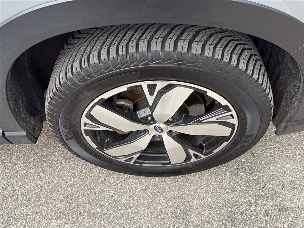 Used 2021 Subaru Forester Touring w/ Popular Package #2 image 3