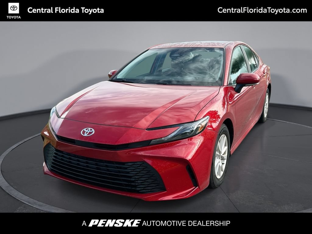 Used 2025 Toyota Camry LE FWD image 1
