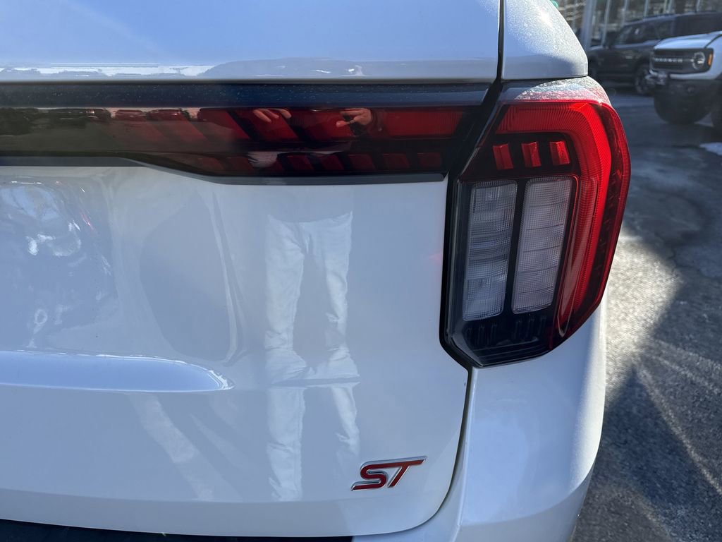 Used 2026 Ford Explorer ST w/ Sun And Sound Package image 37