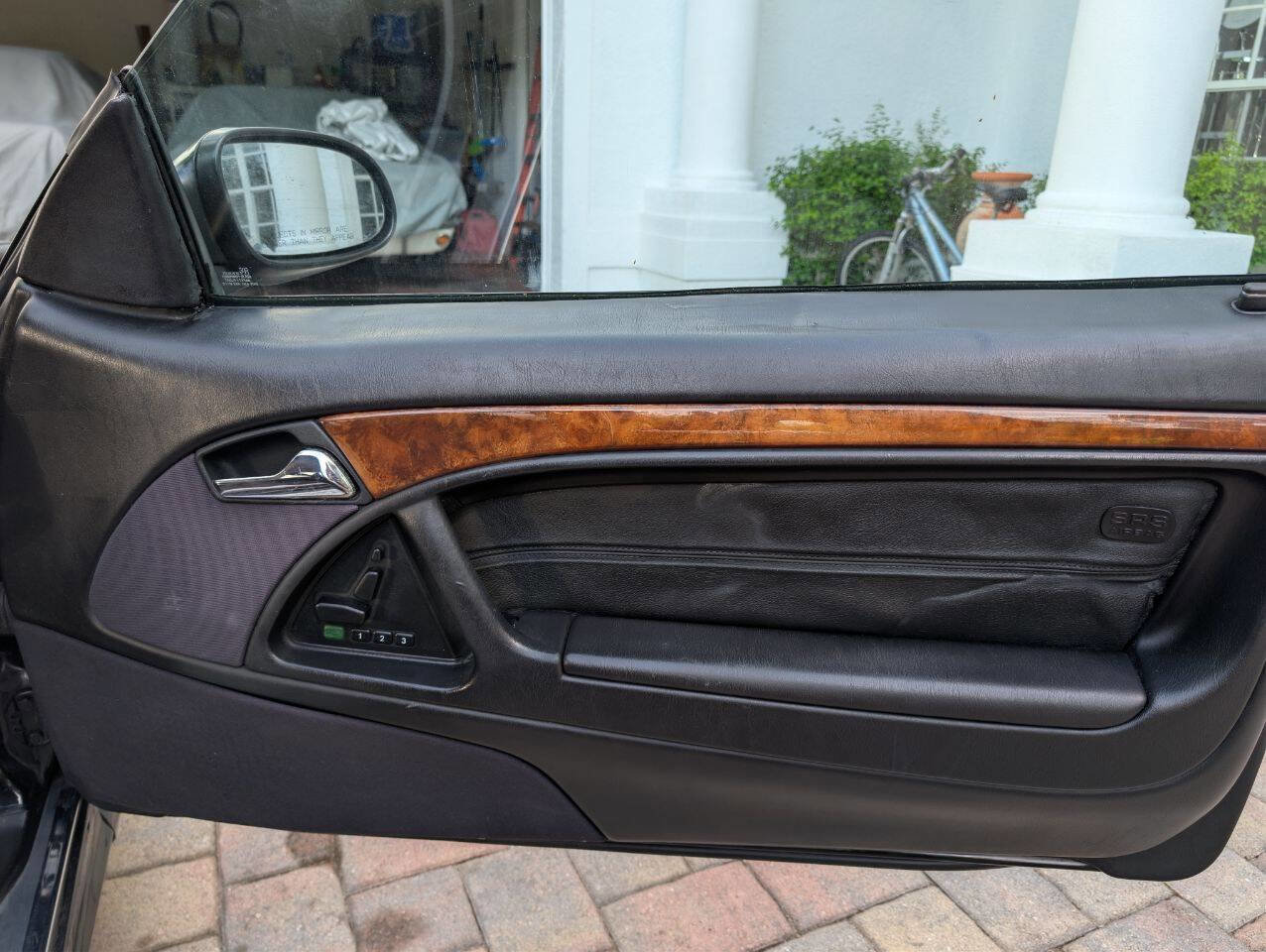 Used 2001 Mercedes-Benz SL 500 image 12