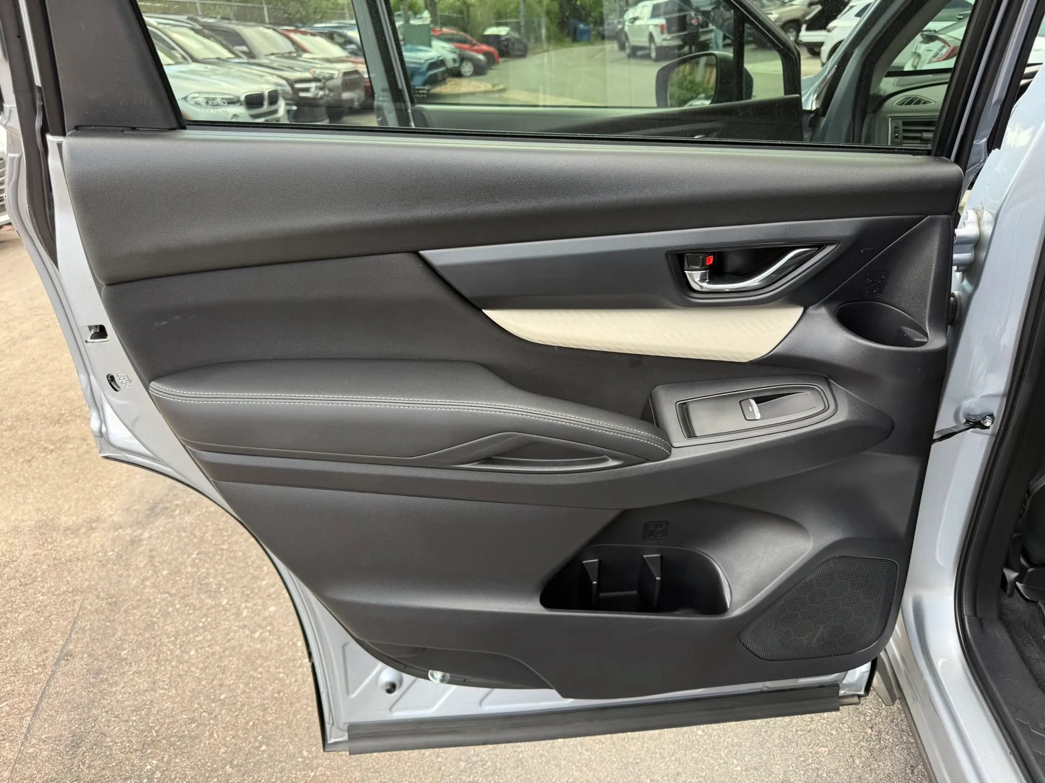Used 2019 Subaru Ascent Premium AWD/4WD image 22