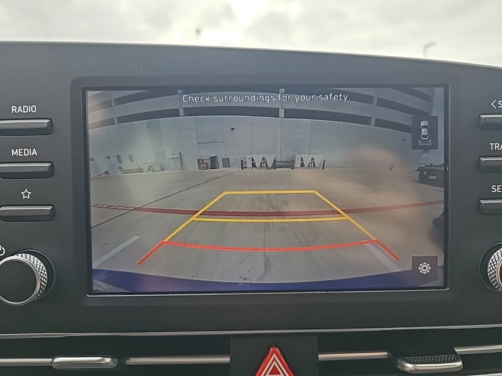 Used 2023 Hyundai Elantra SEL image 13