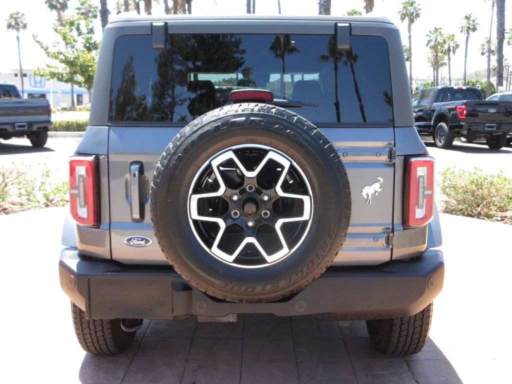 Certified 2024 Ford Bronco Outer Banks AWD/4WD image 3