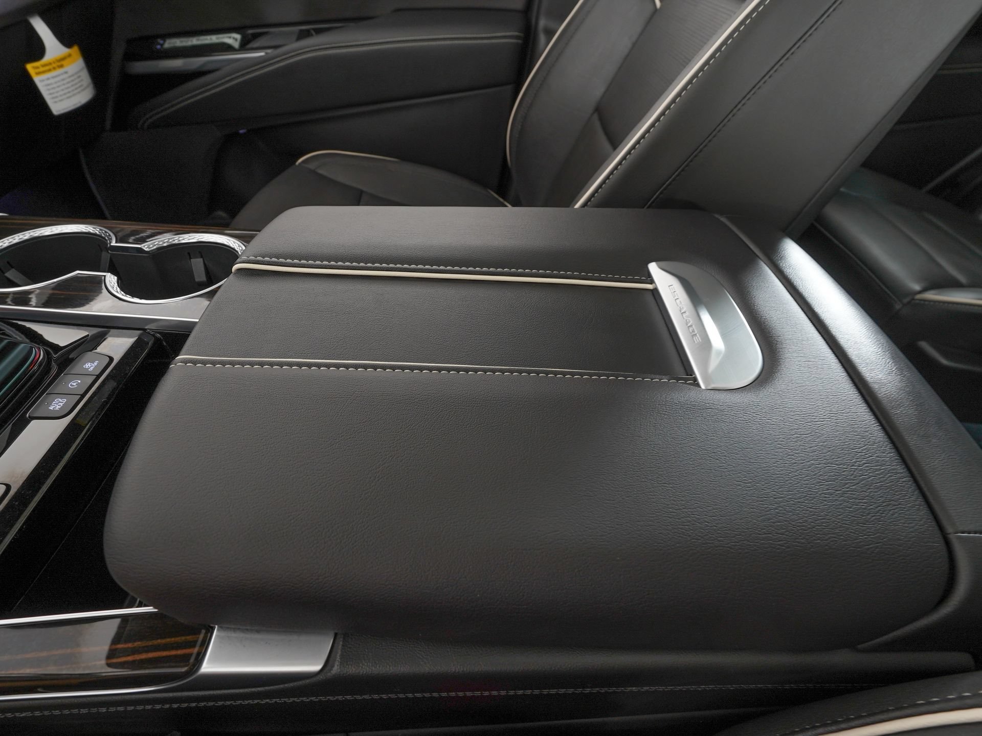 Used 2026 Cadillac Escalade Luxury w/ Touring Package RWD image 30