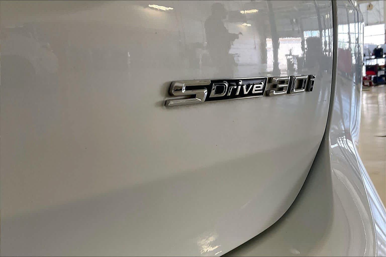 Used 2024 BMW X3 sDrive30i w/ M Sport Package RWD image 9
