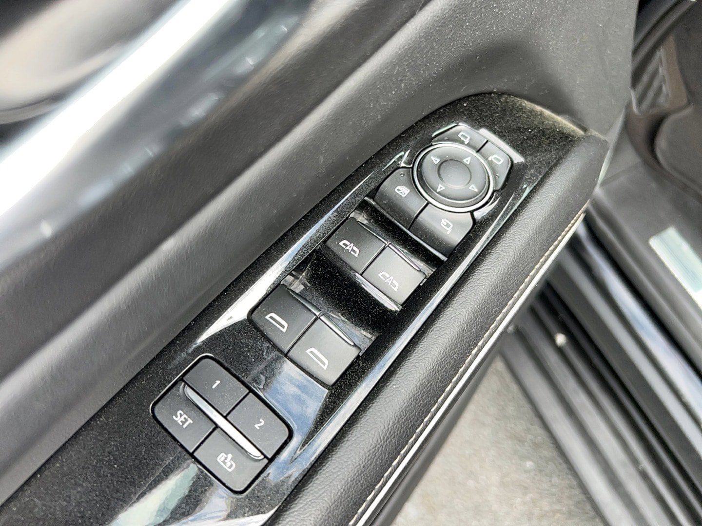 Used 2023 Cadillac Escalade Sport image 12