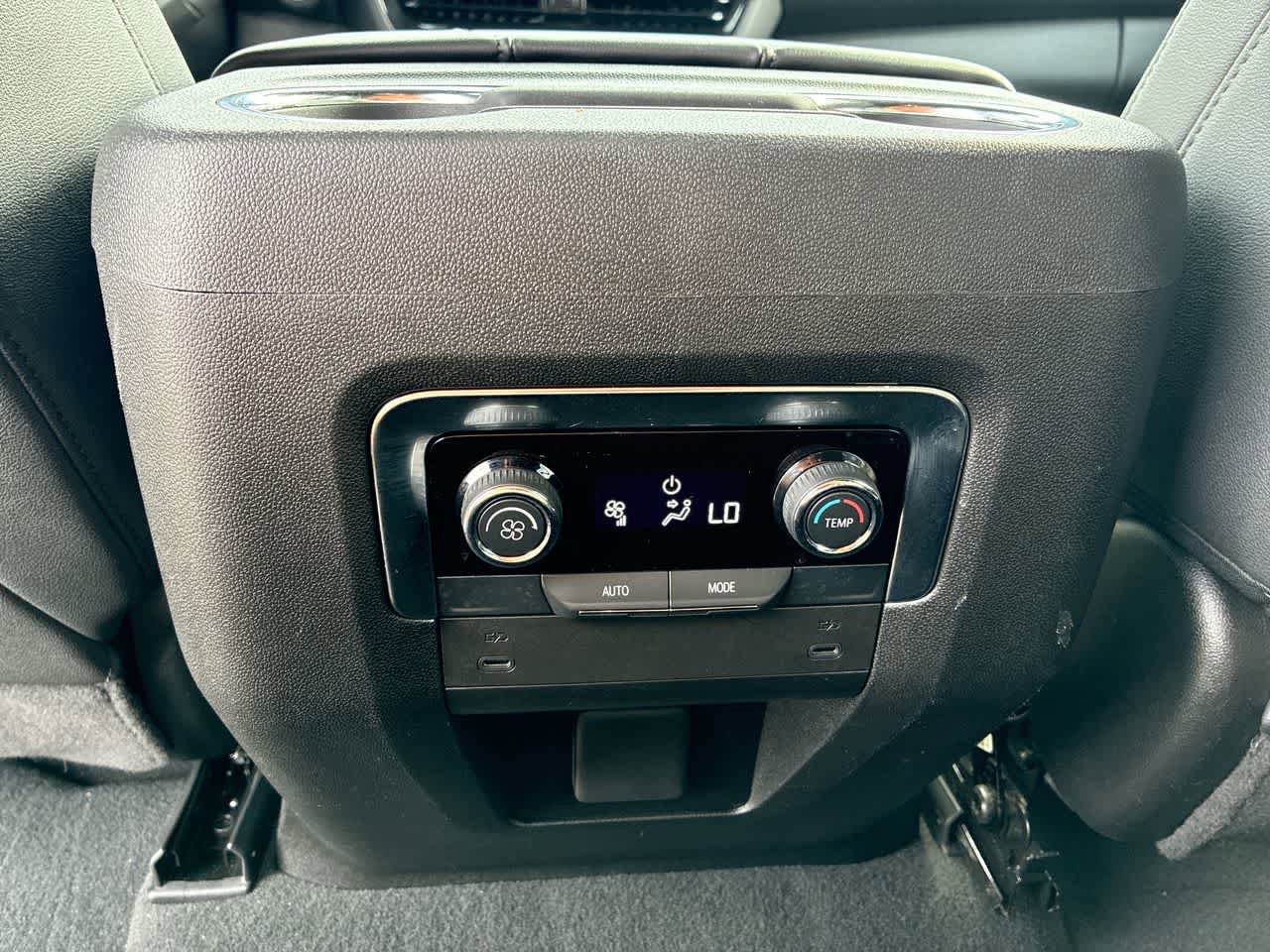 Used 2025 Chevrolet Tahoe LT AWD/4WD image 21