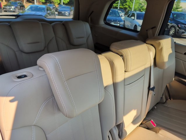 Used 2015 Mercedes-Benz GL 320 BlueTEC 4MATIC image 21