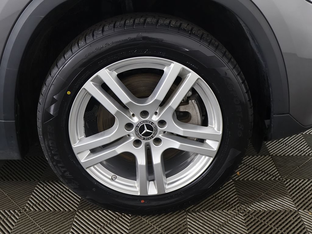 Used 2023 Mercedes-Benz GLA 250 4MATIC w/ Premium Package image 23