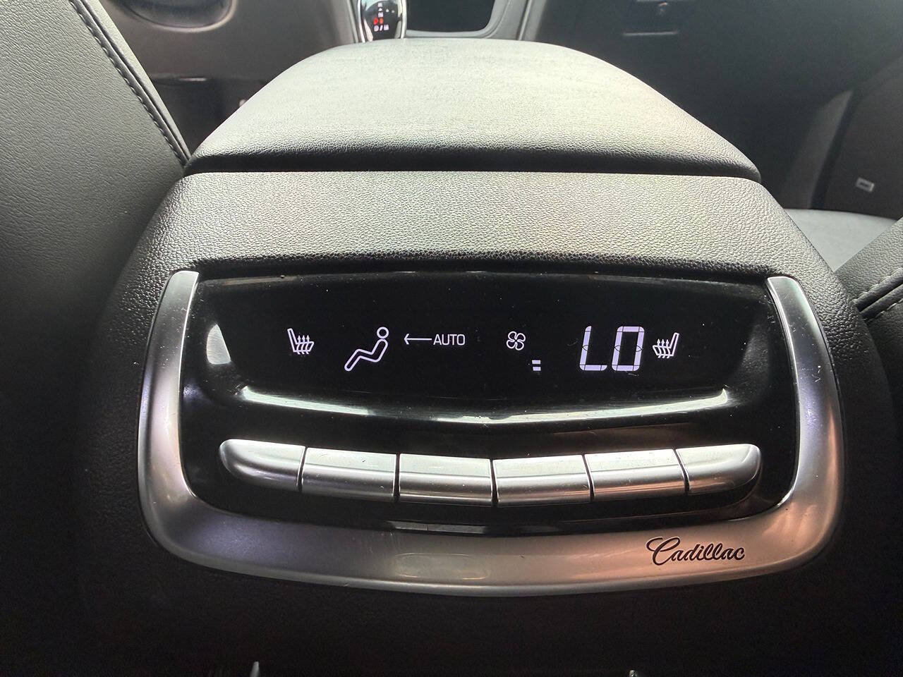 Used 2020 Cadillac XT6 Sport AWD/4WD image 23