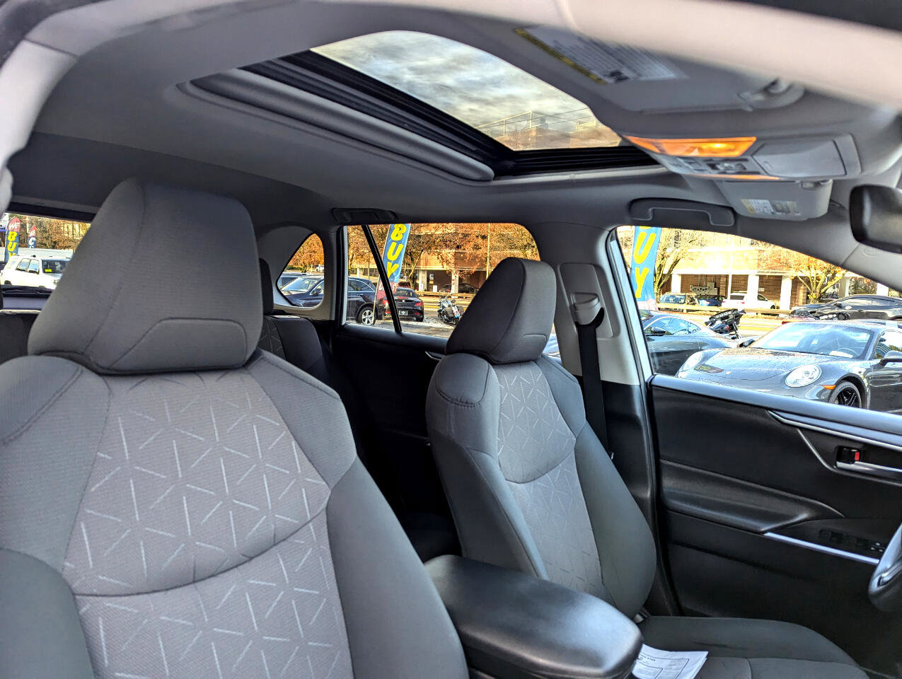 Used 2019 Toyota RAV4 XLE w/ Convenience Package image 36