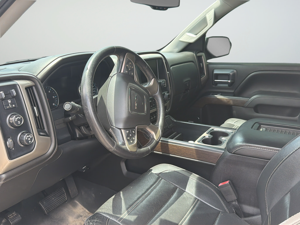 Used 2017 GMC Sierra 1500 Denali w/ Denali Ultimate Package AWD/4WD image 15