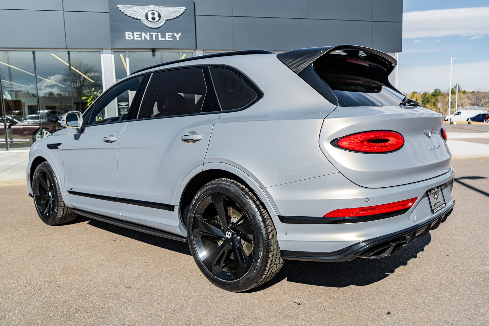 Certified 2022 Bentley Bentayga image 7