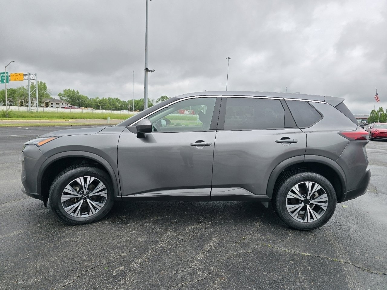 Used 2023 Nissan Rogue SV AWD/4WD image 11