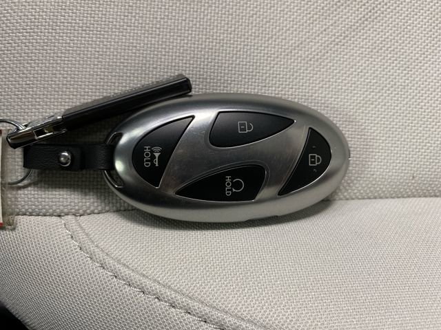 New 2026 Hyundai Santa Fe SE image 25