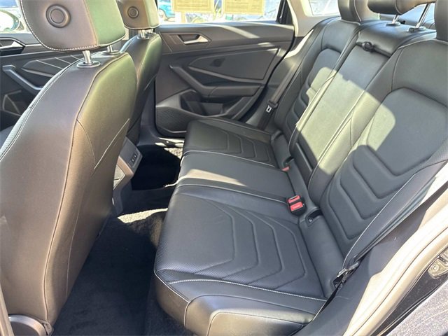 Certified 2022 Volkswagen Jetta SEL image 10