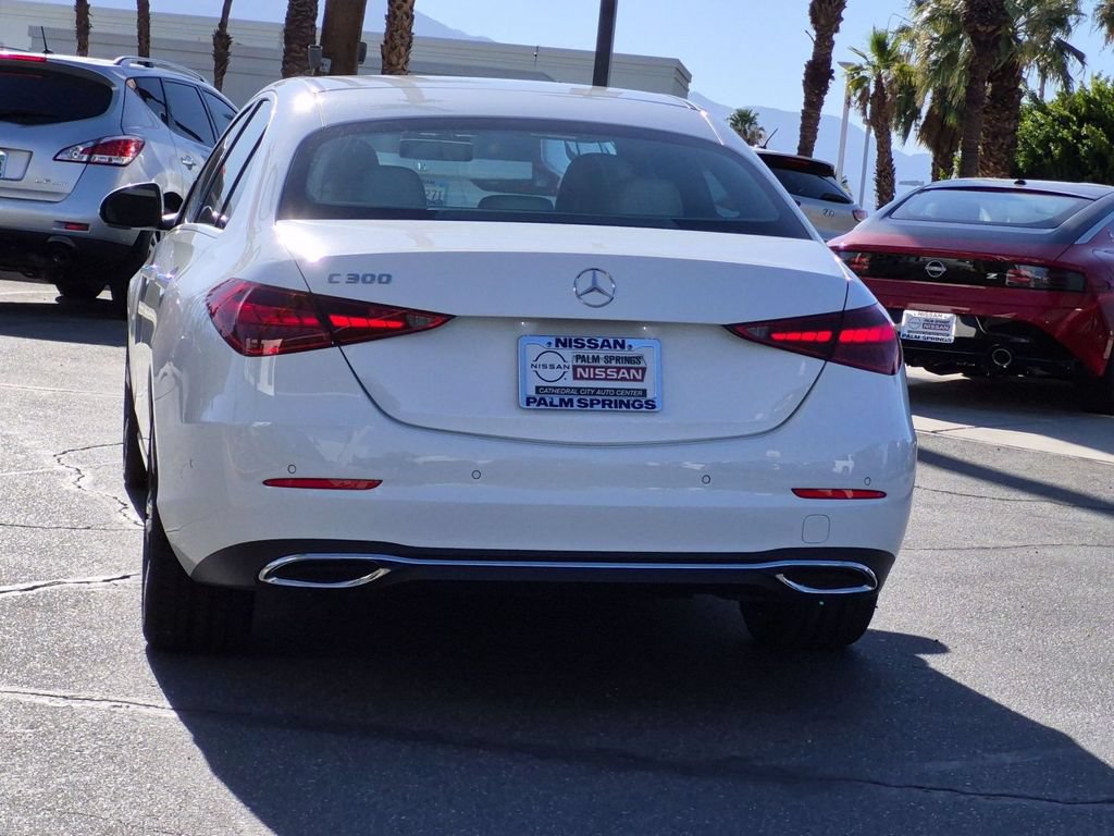 Used 2025 Mercedes-Benz C 300 Sedan image 4
