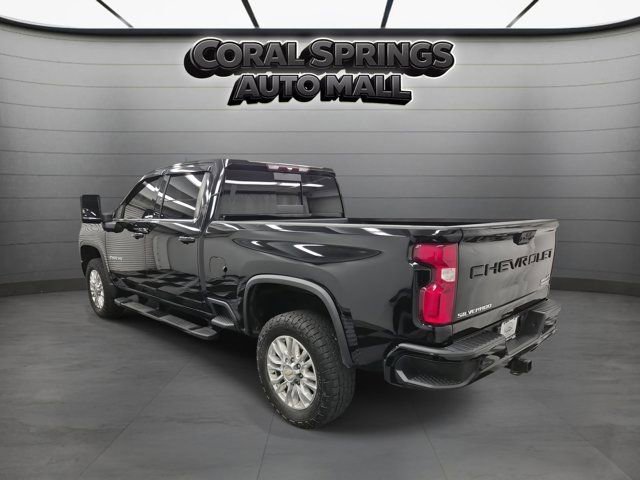 Used 2022 Chevrolet Silverado 2500 High Country w/ Safety Package II image 4