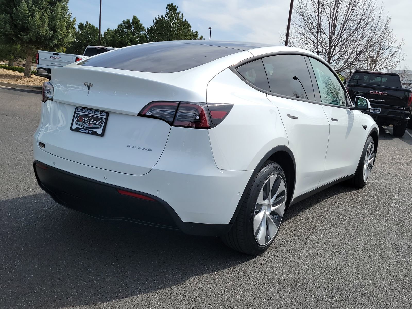 Used 2021 Tesla Model Y Long Range image 3