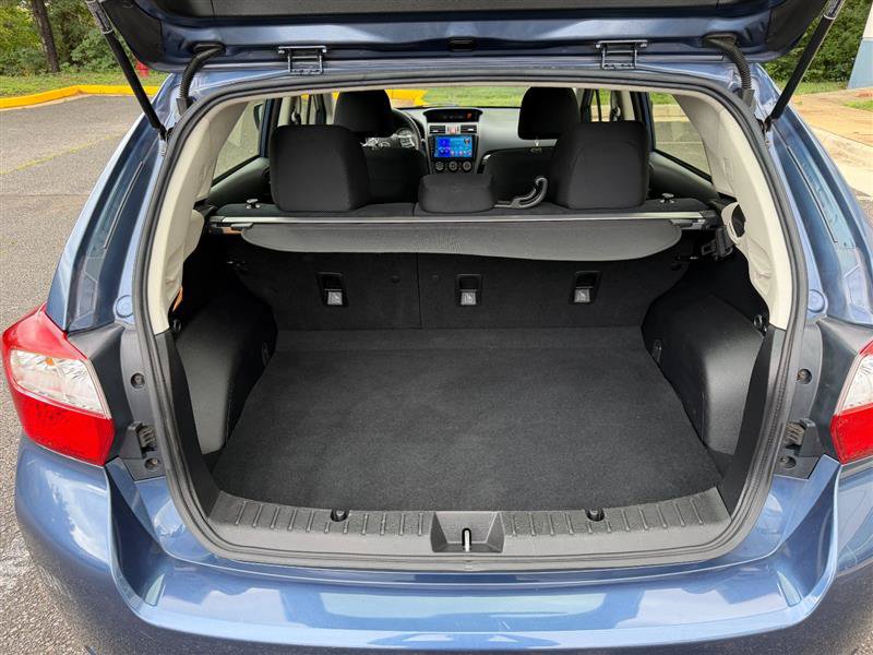 Used 2013 Subaru Impreza 2.0i Premium w/ All-Weather Pkg AWD/4WD image 28