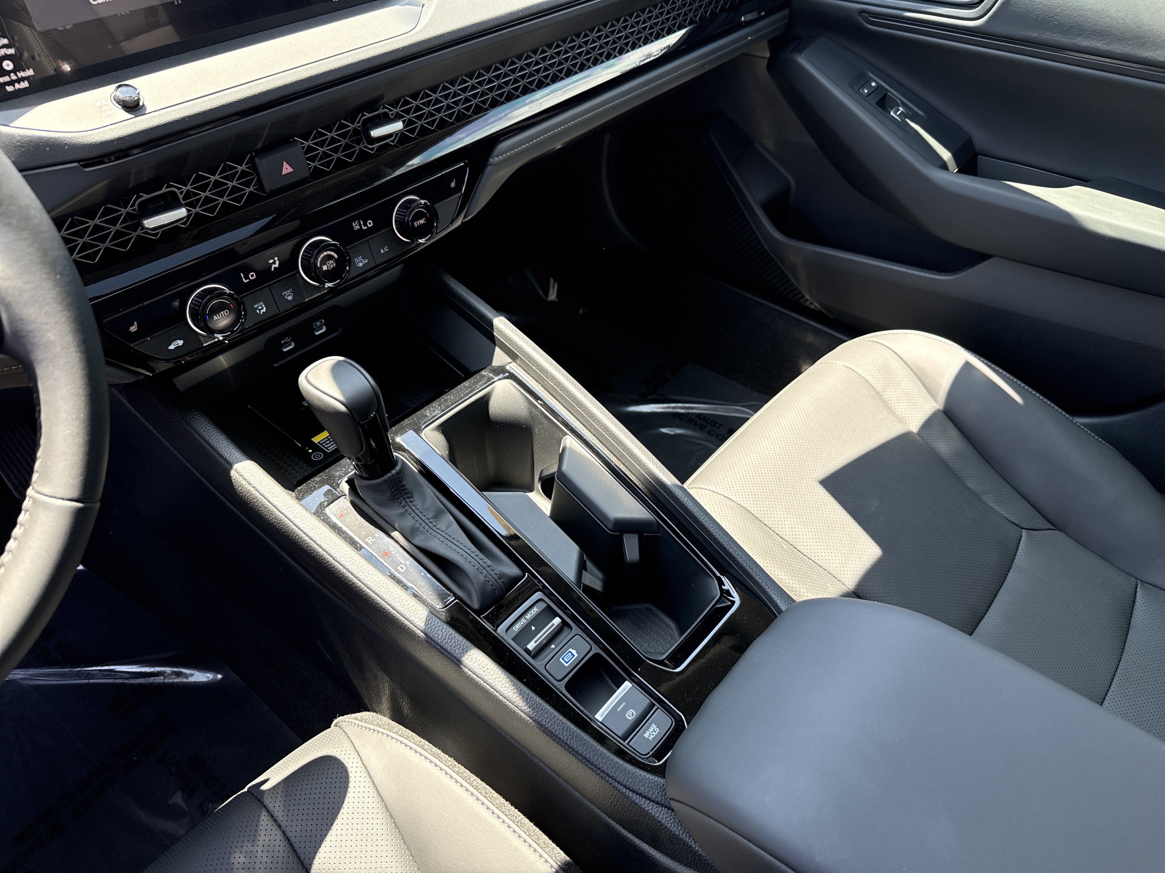 Certified 2025 Honda Accord EX-L image 26