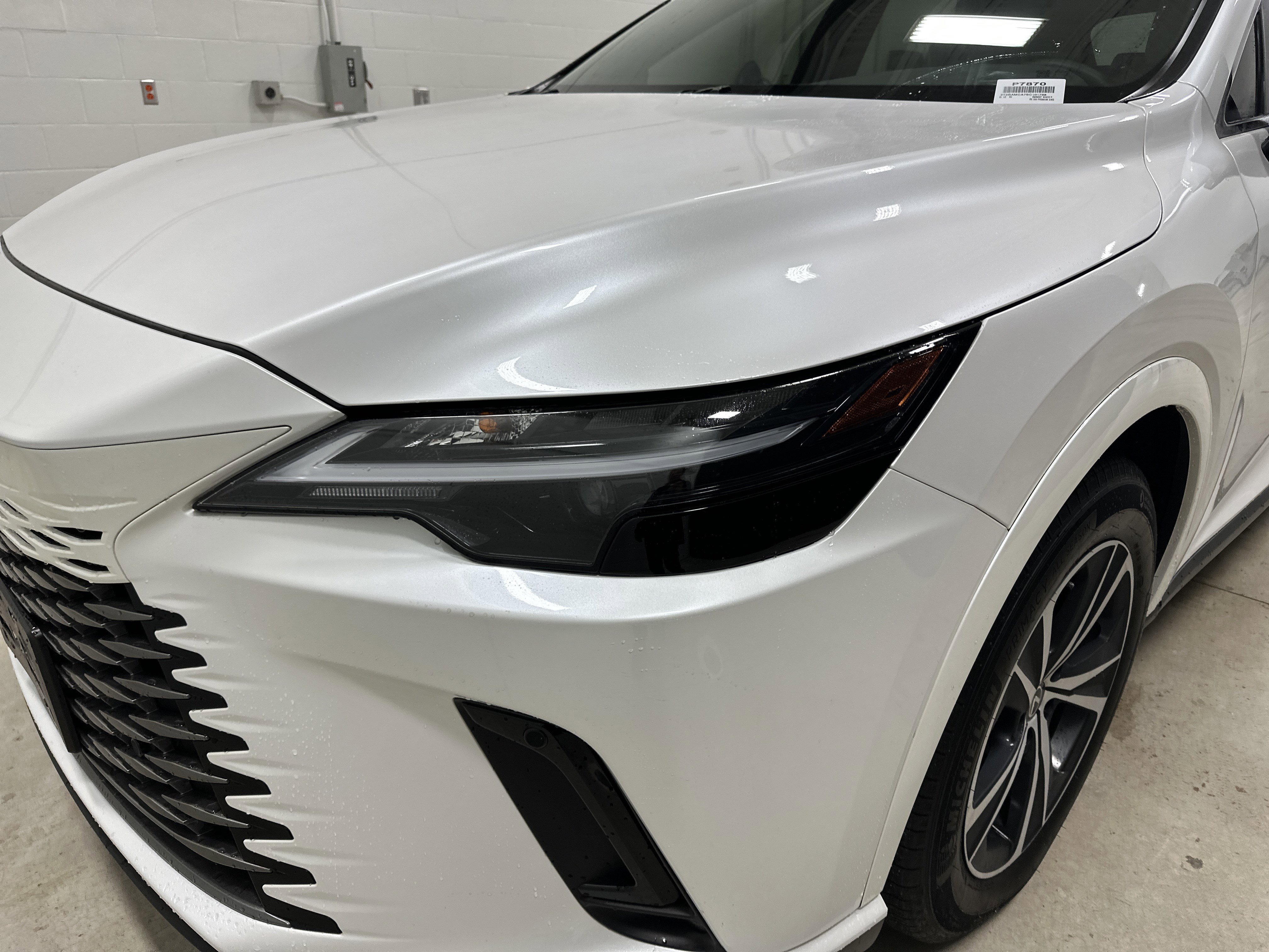 Used 2025 Lexus RX 350 Premium w/ Accessory Package image 6