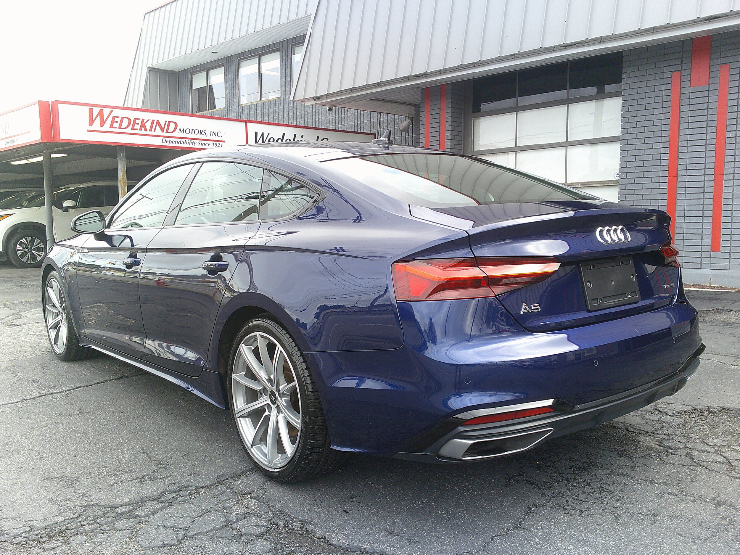 Used 2025 Audi A5 2.0T Premium Plus AWD/4WD image 3