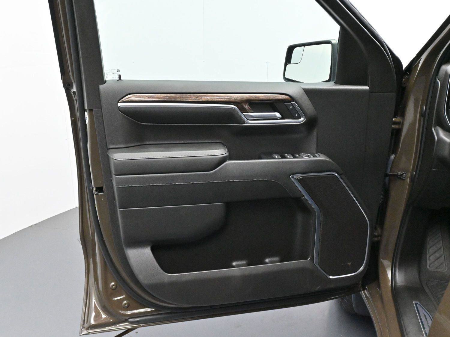 Used 2023 GMC Sierra 1500 Elevation image 9