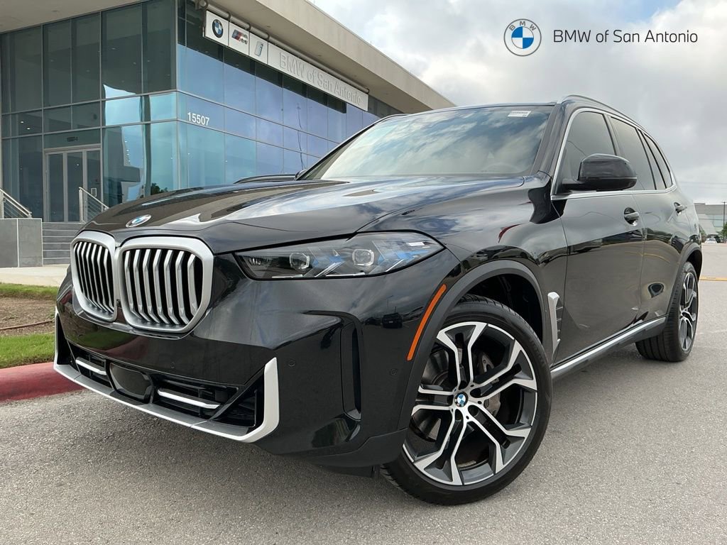 Certified 2025 BMW X5 xDrive40i w/ Climate Comfort Package AWD/4WD image 1