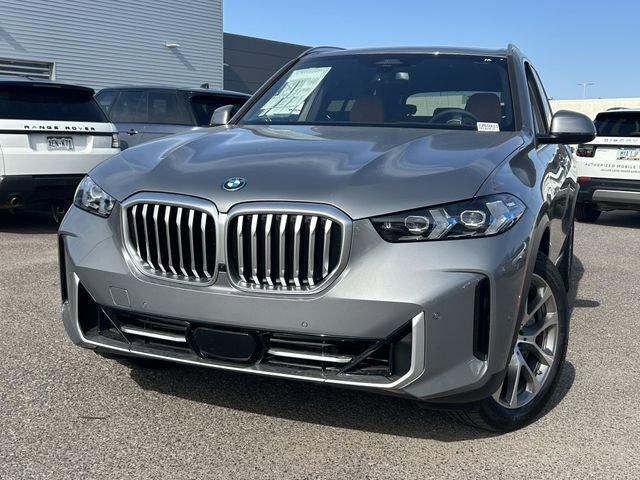 New 2026 BMW X5 xDrive50e w/ Climate Comfort Package AWD/4WD image 3